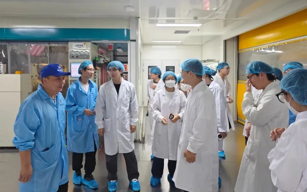 推動產(chǎn)教融合發(fā)展 實現(xiàn)校企合作共贏——鄭州大學(xué)材料學(xué)院與銀金達(dá)校企合作見習(xí)活動圓滿結(jié)束！